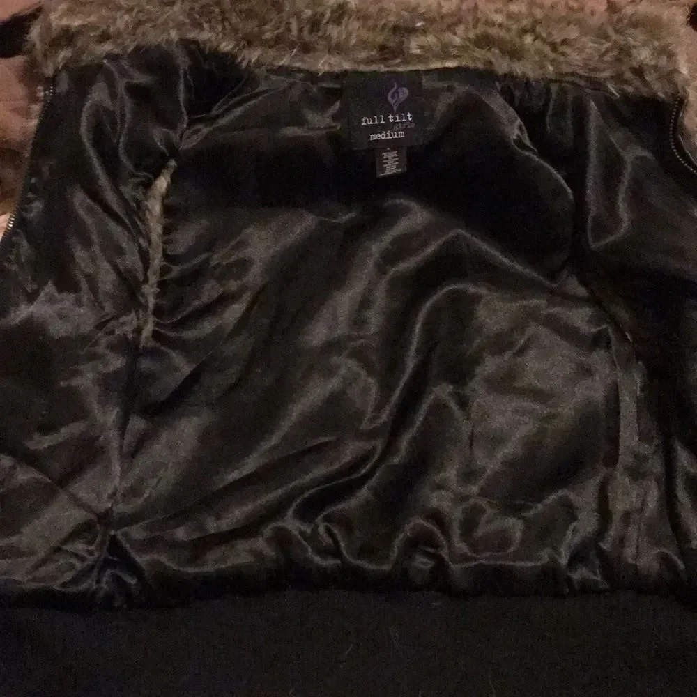 Full Tilt Faux Fur Vest sz. M EUC